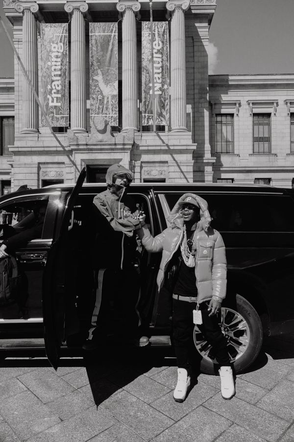 Handshake, black and white